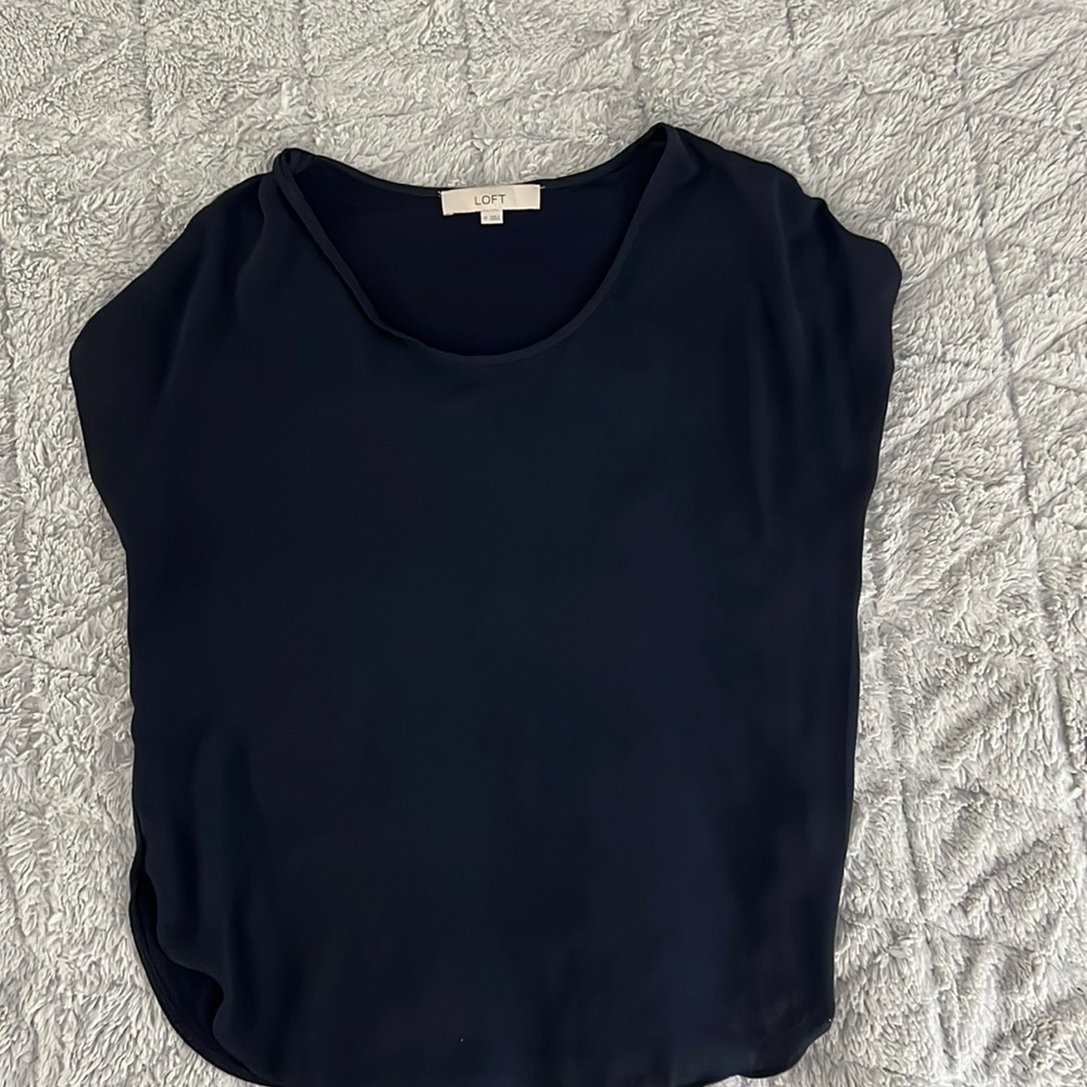 EUC Loft navy blue top, size XS